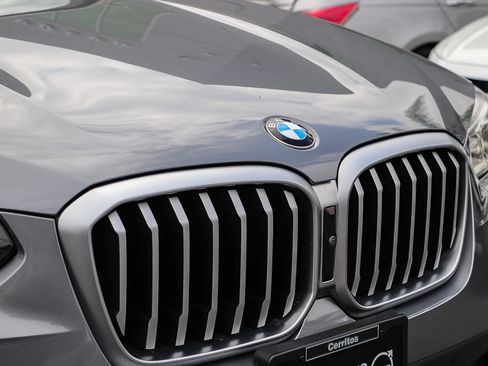 Used 2024 BMW X3 sDrive30i w/ Convenience Package RWD image 5