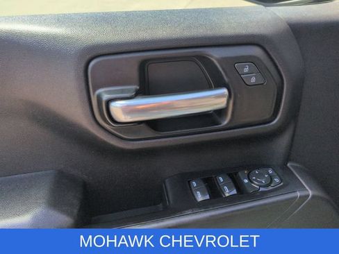 Used 2020 Chevrolet Silverado 1500 Custom w/ Custom Value Package AWD/4WD image 23