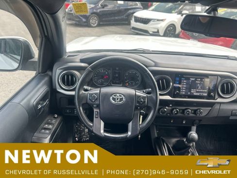 Used 2016 Toyota Tacoma TRD Off-Road w/ Towing Package AWD/4WD image 20