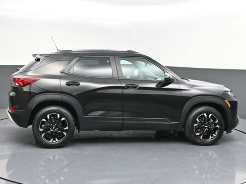 Used 2023 Chevrolet TrailBlazer LT FWD image 8