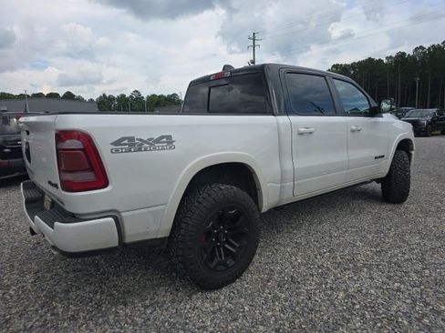 Used 2019 RAM 1500 Laramie w/ Sport Appearance Package AWD/4WD image 4