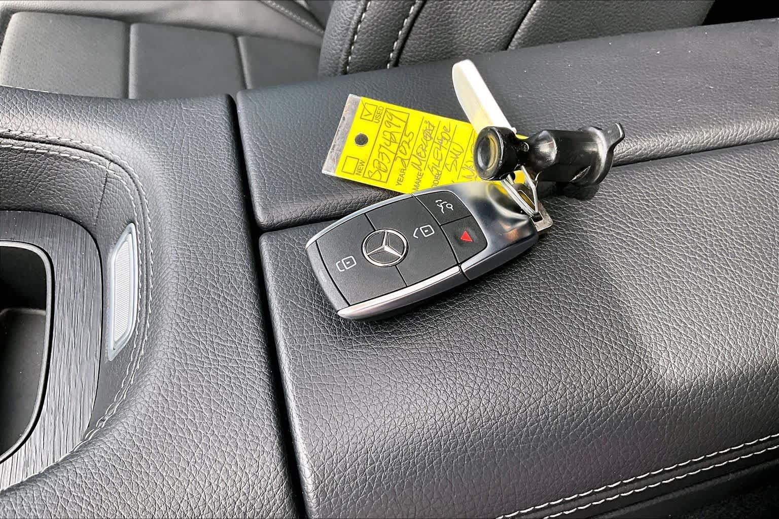 Certified 2025 Mercedes-Benz GLE 450e 4MATIC image 15