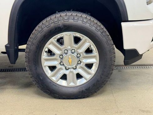 New 2025 Chevrolet Silverado 3500 High Country w/ Technology Package image 4