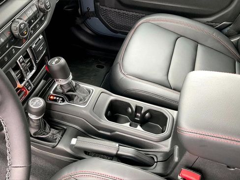 New 2026 Jeep Wrangler Unlimited Rubicon image 8