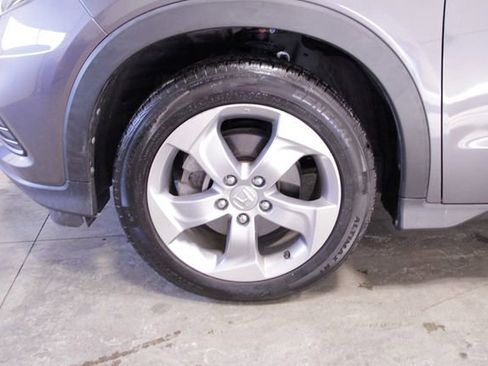 Certified 2022 Honda HR-V LX image 11