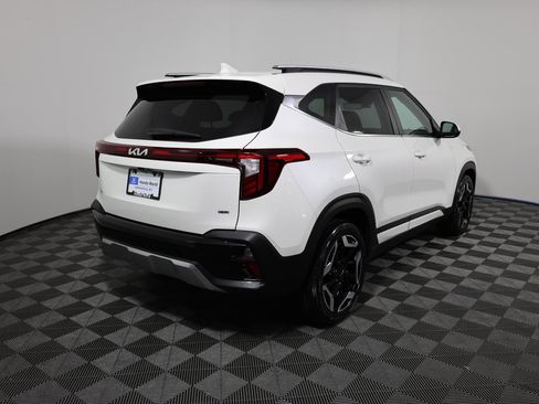 Used 2024 Kia Seltos SX w/ SX Sunroof Package image 5