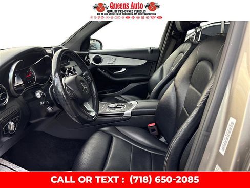 Used 2019 Mercedes-Benz GLC 300 GLC 300 4MATIC SUV w/ Premium Package image 10