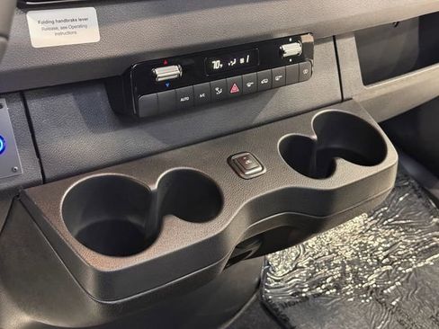 New 2025 Mercedes-Benz Sprinter 2500 image 37