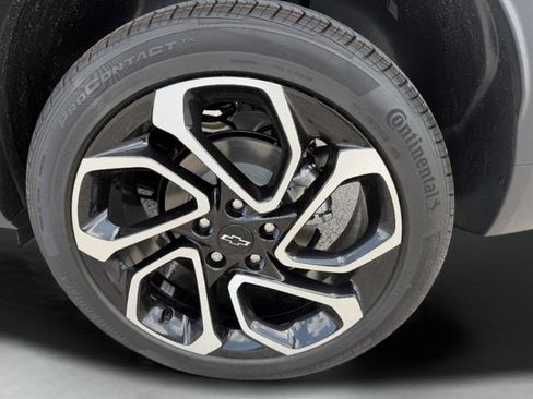 Used 2026 Chevrolet Trax RS w/ Driver Confidence Package FWD image 35