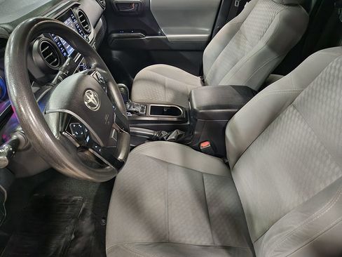 Used 2021 Toyota Tacoma SR RWD image 31