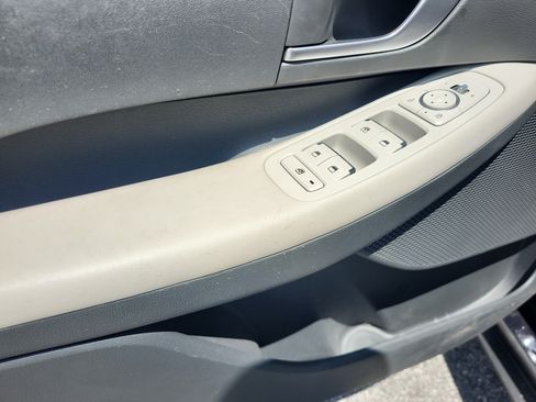 Used 2023 Hyundai Sonata SE FWD image 17
