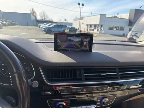 Used 2019 Audi Q7 3.0T Premium Plus w/ Premium Plus Package image 8