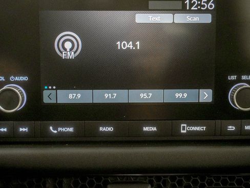 Used 2023 Honda HR-V LX image 23