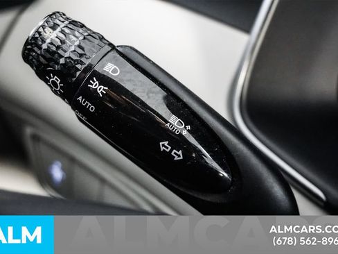 Used 2025 Toyota RAV4 XLE image 29