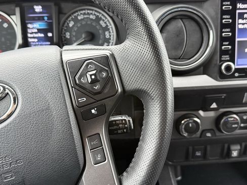Used 2023 Toyota Tacoma TRD Sport image 24