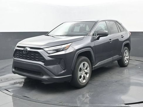 Used 2023 Toyota RAV4 LE FWD image 8
