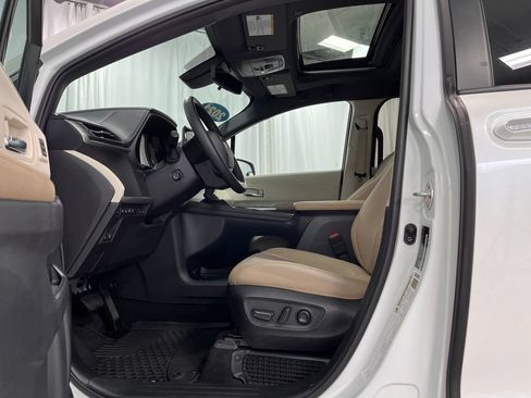 Used 2021 Toyota Sienna AWD image 18