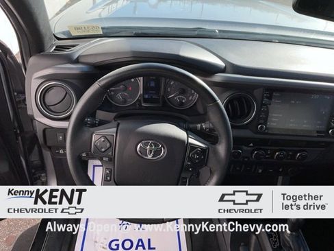 Used 2021 Toyota Tacoma TRD Off-Road w/ Technology Package image 20