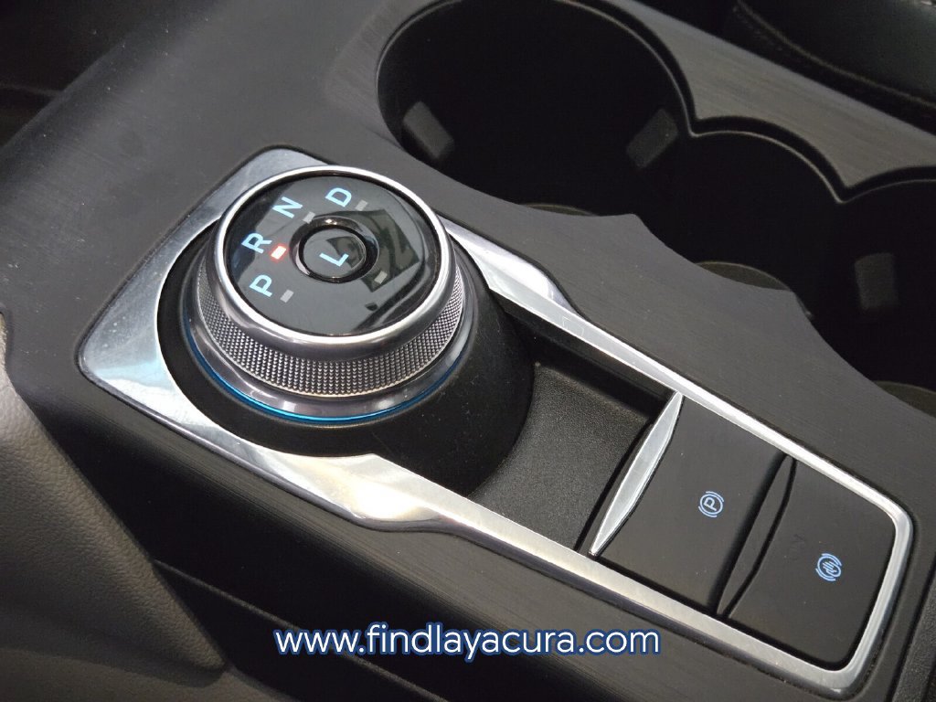Used 2025 Ford Escape Platinum AWD/4WD image 26