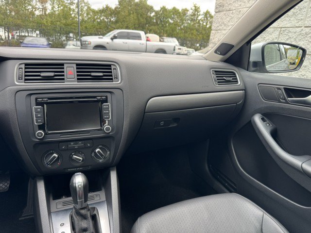 Used 2014 Volkswagen Jetta TDI FWD image 15