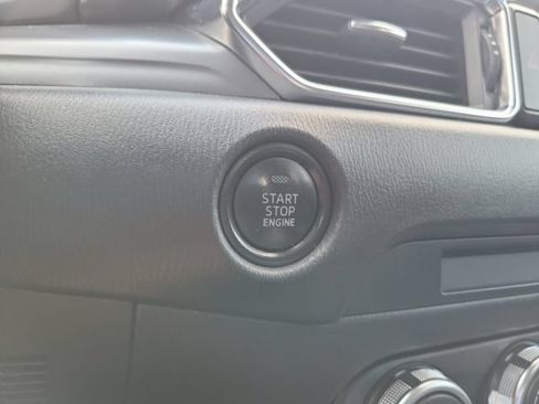 Used 2018 MAZDA CX-5 Sport FWD image 22