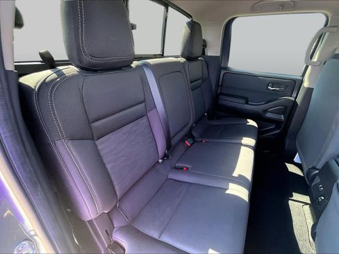 Used 2023 Nissan Frontier SV w/ SV Convenience Package AWD/4WD image 20