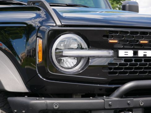 Used 2024 Ford Bronco Wildtrak AWD/4WD image 15