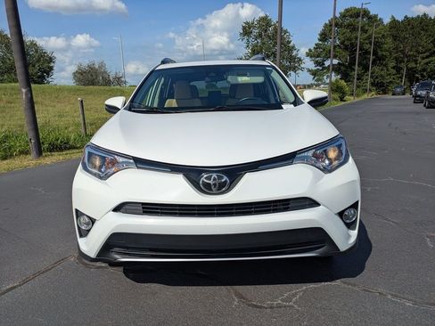 Used 2017 Toyota RAV4 XLE FWD image 9