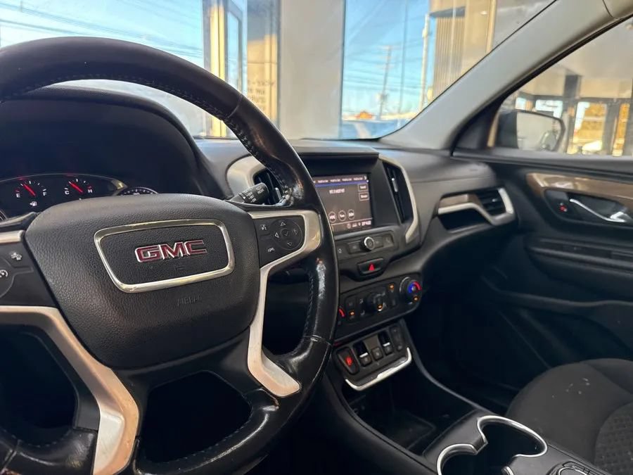 Used 2020 GMC Terrain SLE w/ Driver Convenience Package FWD image 12