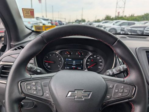 Used 2024 Chevrolet Equinox RS AWD/4WD image 10