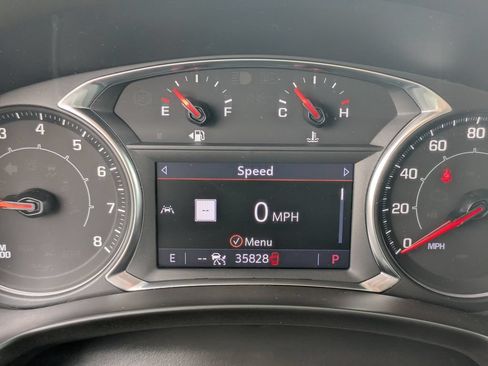 Used 2022 GMC Terrain SLT w/ Infotainment Package II FWD image 37