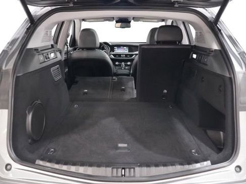 Used 2020 Alfa Romeo Stelvio Ti w/ Active Blind Spot Package AWD/4WD image 31