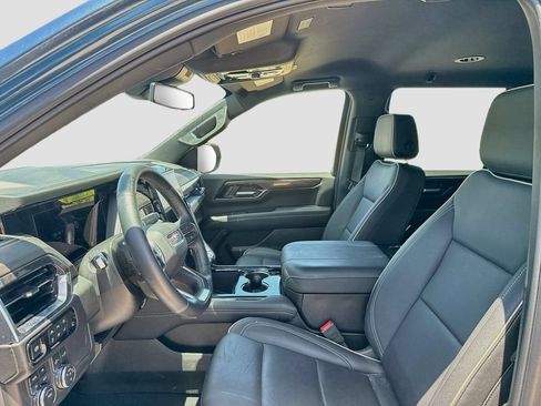 Used 2026 GMC Yukon Elevation AWD/4WD image 11