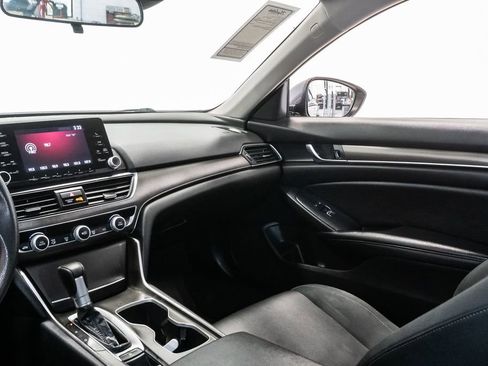 Used 2020 Honda Accord LX image 11