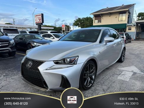 Used 2019 Lexus IS 300 F Sport w/ F Sport Package RWD image 1