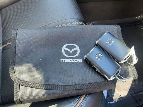 Used 2023 MAZDA CX-50 AWD 2.5 S w/ Cargo Package image 39