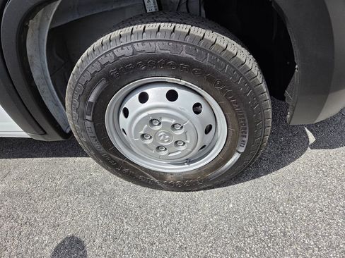 Used 2023 RAM ProMaster 3500 w/ Driver Convenience Group image 2