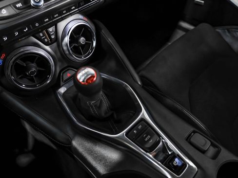 Used 2018 Chevrolet Camaro SS RWD image 25