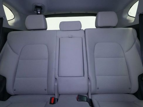 Used 2019 Hyundai Tucson SE image 15