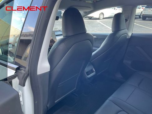 Used 2023 Tesla Model Y Performance AWD/4WD image 22