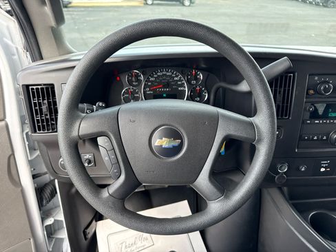 Certified 2024 Chevrolet Express 3500 LT w/ LT Preferred Equipment Group RWD image 13
