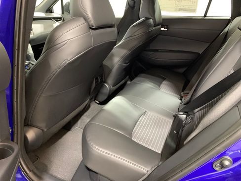 Used 2025 Toyota Corolla Cross AWD Hybrid w/ Convenience Package image 14