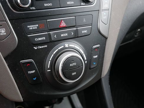 Used 2017 Hyundai Santa Fe Sport AWD/4WD image 27