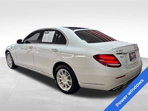 Used 2019 Mercedes-Benz E 300 4MATIC image 7