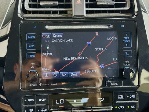 Used 2017 Toyota Prius Four FWD image 22