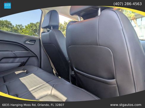 Used 2015 Chevrolet Colorado LT w/ Luxury Package RWD image 22