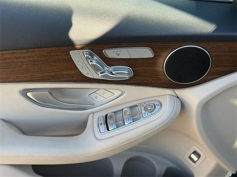 Certified 2022 Mercedes-Benz GLC 300 4MATIC image 13