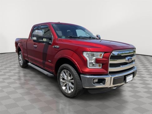 Used 2016 Ford F150 Lariat w/ Equipment Group 502A Luxury AWD/4WD image 3