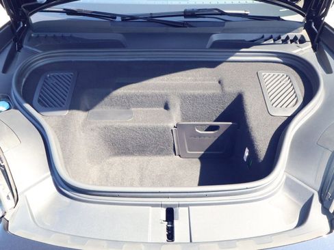 Certified 2024 Porsche Macan 4 Electric image 26