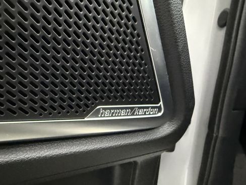 Used 2022 Kia Telluride SX image 12